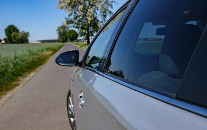 Toyota Auris cena 46990 przebieg: 150500, rok produkcji 2013 z Wrocław małe 67